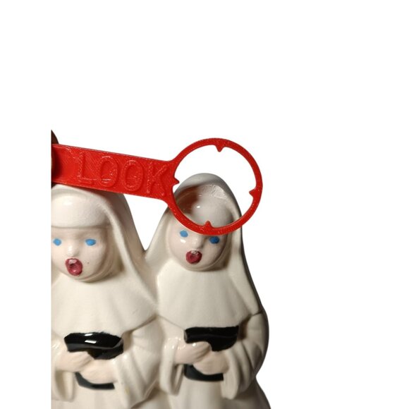 VTG 3 Singing Nuns in White Robes Ceramic 2 Candle Stick Holder - Picture 3 of 7